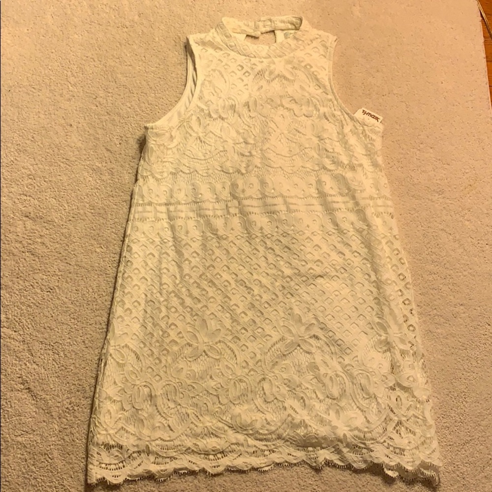 Sleeveless dress